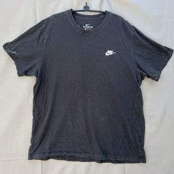 Nike Men's Sportswear Club T-Shirt Crewneck Shirt Black AR4997-013 Size XL  