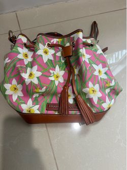 Dooney & Bourke