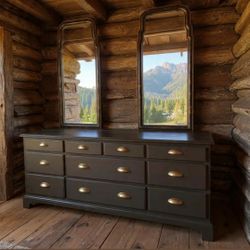 *Restored* Dexel Heritage Chinooserie 10-Drawer Dresser with Brushed Bronze Pulls