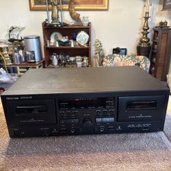 TASCAM 202 MKVII Dual Cassette Deck Recorder USB Port – Black. Tested. Working great. It’s in an excellent condition  