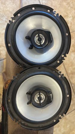 Car speakers, 250 for everything you see in the picture of this offer