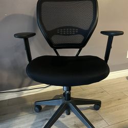 Ergonomic Chair 