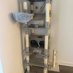 82’ Cat Tree