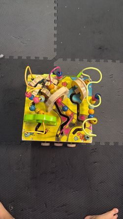 Zany Zoo activity box