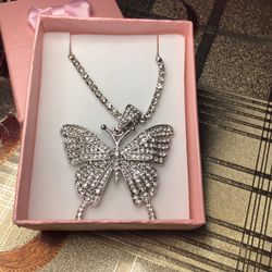 Gorgeous Rhinestone Butterfly Necklace $10