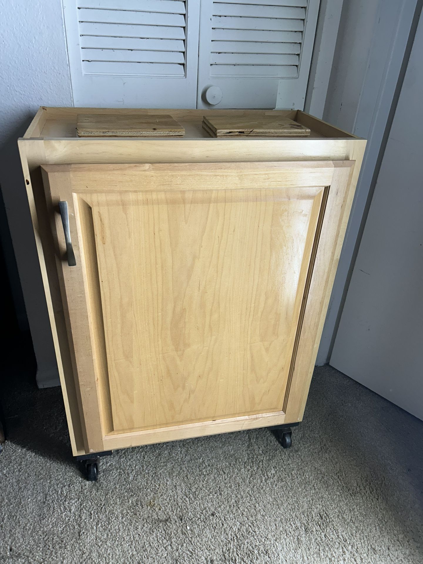 Cabinet With Wheels 