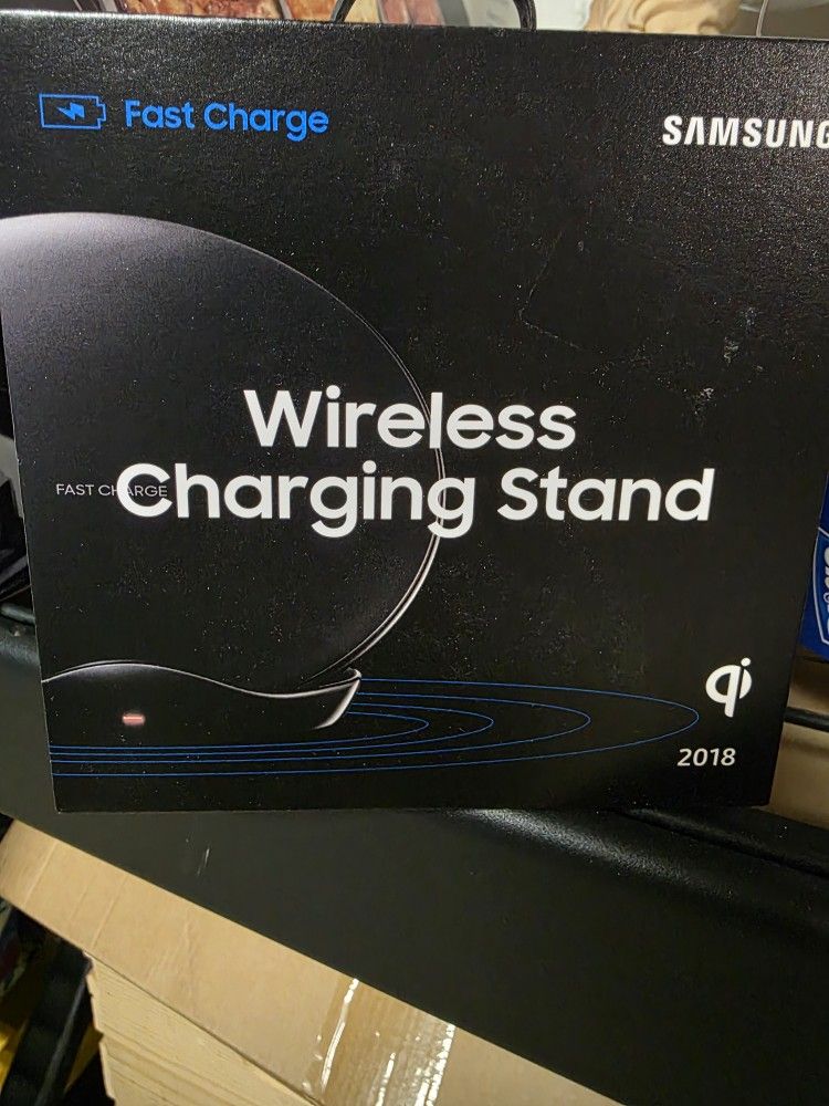 Samsung Wireless Charging Stand