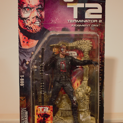 McFarlane Toys T-800 Terminator 2 - Judgment Day Movie Maniacs Action Figure