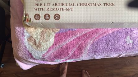 Pre-Lit Artificial Christmas Tree with Remote 6ft