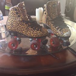 Girls Moxi Size 3 Rollerskates $40 Obo