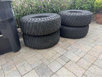 37” Mud BFG KM3 Tires 37x12.5R17 Jeep  $450