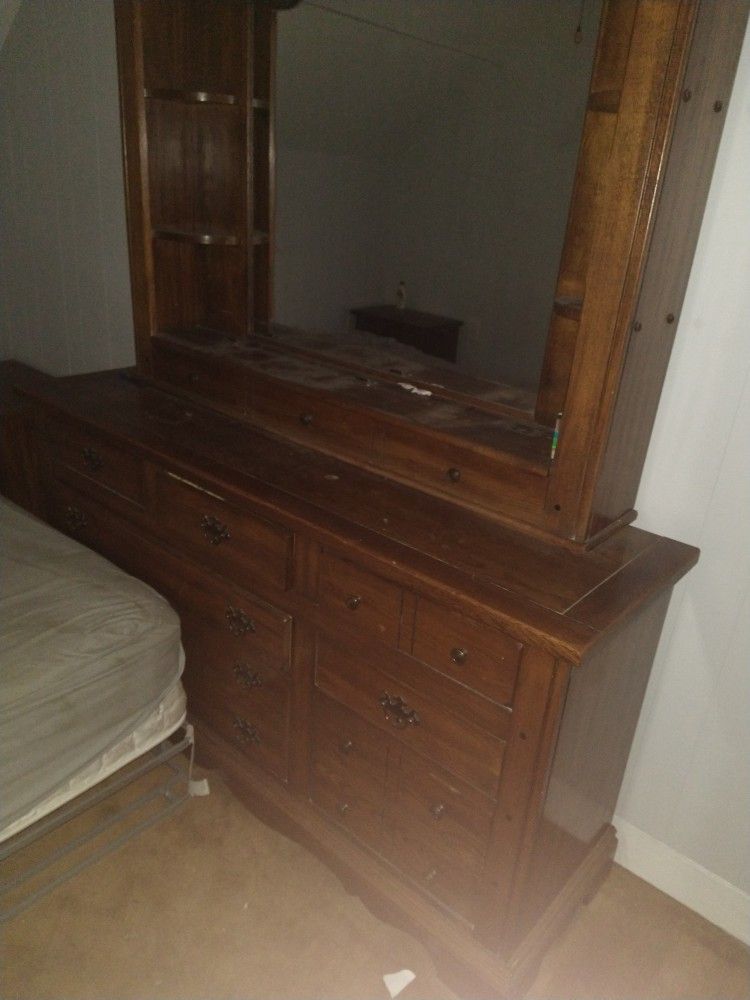 Wooden Bedroom Set