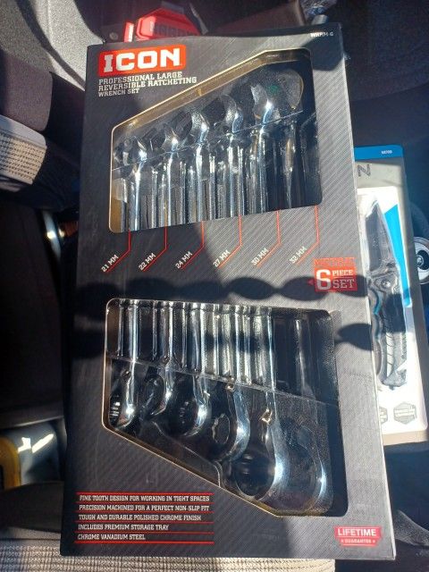 6 Piece Large Racheting Wrenches Unopened