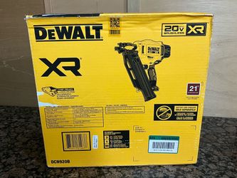 POWERFUL DEWALT 21 DEGREE NAIL GUN
