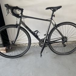 Fuji Sportif 2.5 Road Bike 