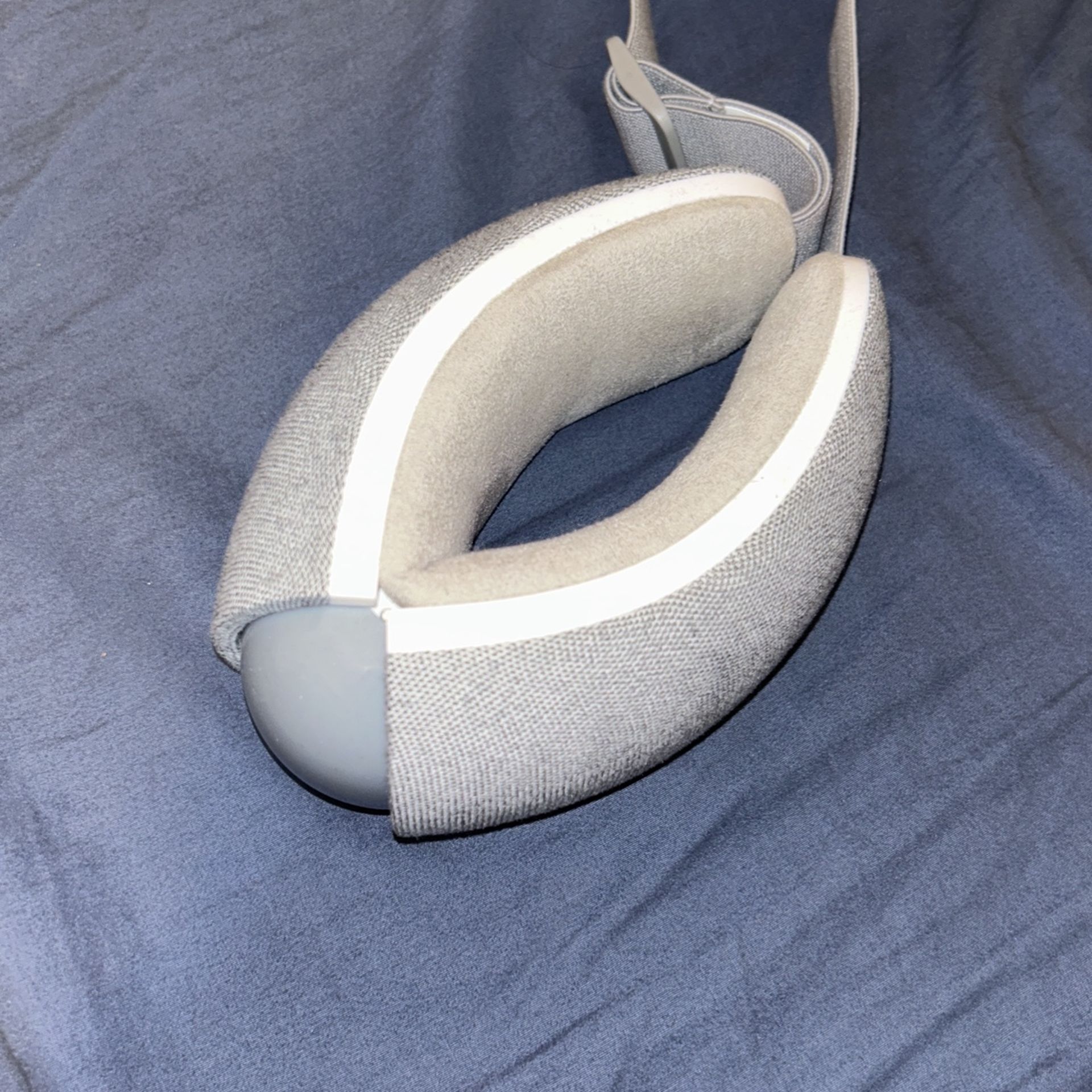 eye massage machine