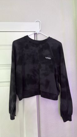 Levi’s sweater