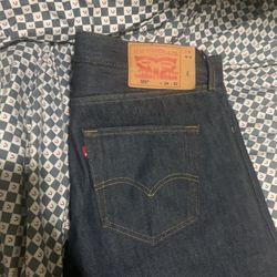 Blue Levi’s 501s Size 34 32 