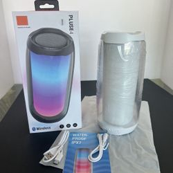 Pluse4 Portable BT Speaker NEW Wireless 360 Light Show Rockstar Unplugged
