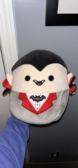 Squishmallow Vlad Vampire
