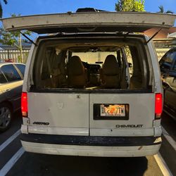 2003 Chevrolet Astro Van