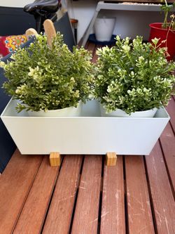 Beautiful IKEA 8-piece white décor and planter set. Selling everything together as one set — 8 pieces total!