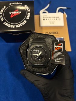 Gshock black & white(custom “who care im already late”)
