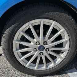 Aro Con Goma De Carro Ford C Max Original
