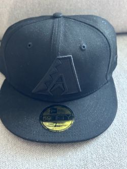New Era Arizona Diamondbacks Black on Black 59FIFTY Fitted Hat Sz 7 1/4
