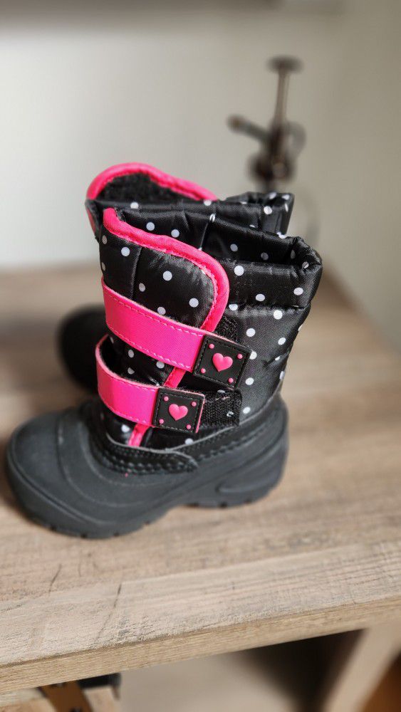 Size 7 Toddler Snow Boots