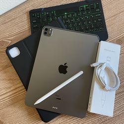 iPad Pro 11” (Face ID / 2020 model) 2nd Generation 128GB with keyboard case,  pen & Accessories