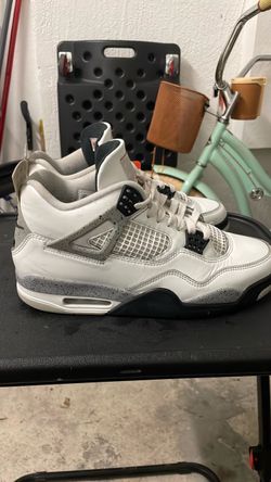 Air Jordan 4 Retro OG “White Cement” (2025)- Mens-10.5