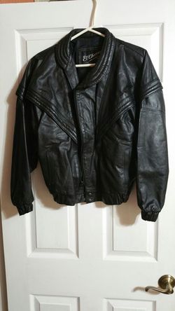 Ladies genuine leather jacket, like new