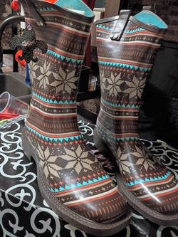 Water boots