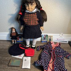 All 4 American Girl Dolls With Accessories 