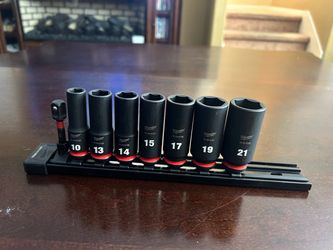 Milwaukee 8 pice Shockwave 3/8” Metric Socket set