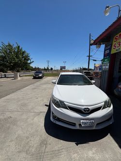 Toyota Camry 2014