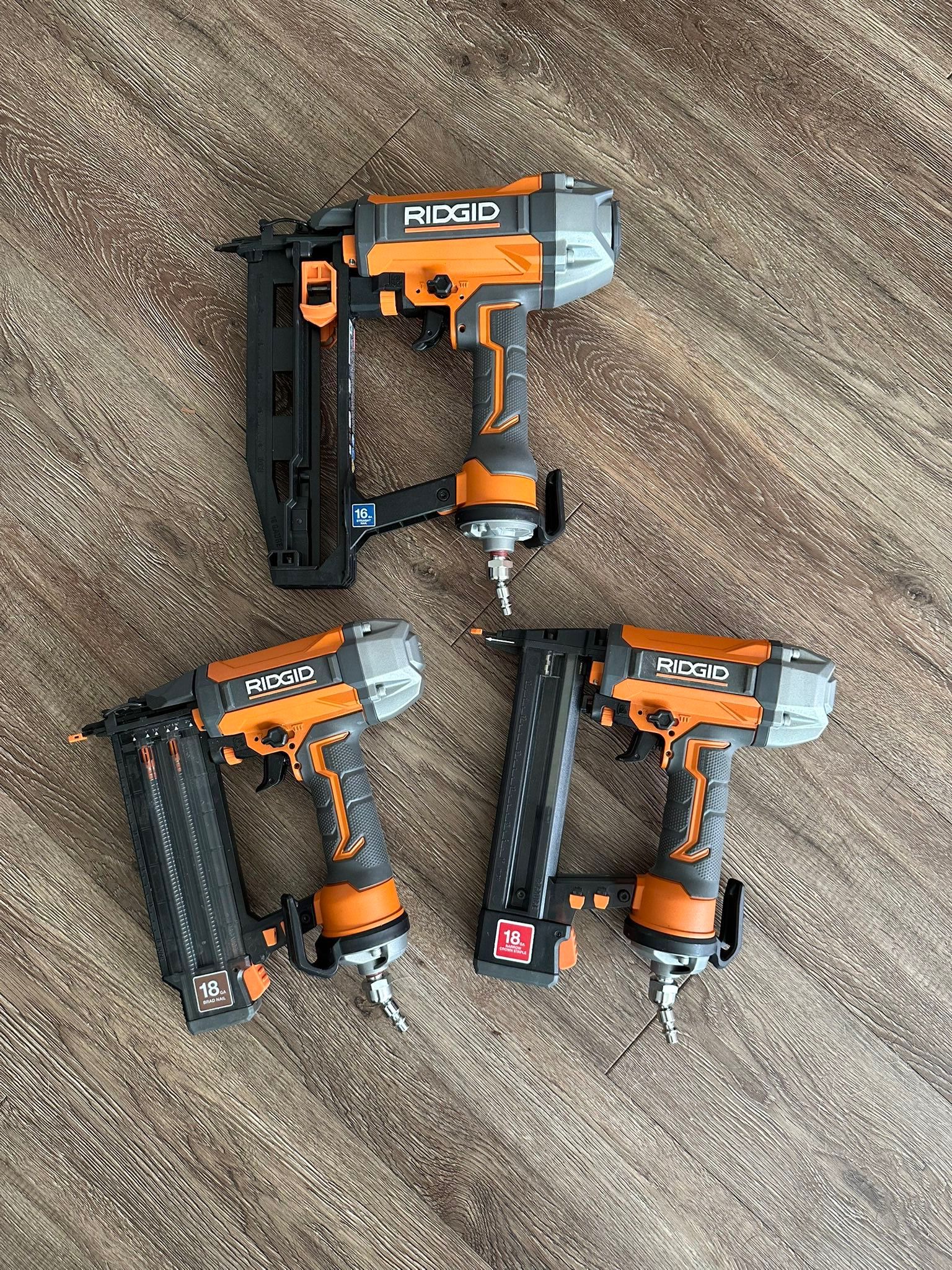 Rigid set of nail guns