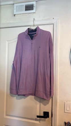 Men’s lightweight Vineyard Vines 3/4  size XL
