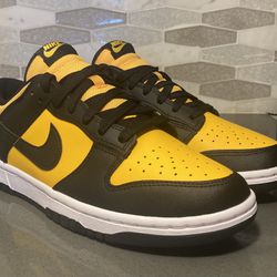 Nike Dunk Low Yellow (8 U.S)