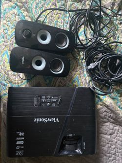 ViewSonic PJD5155 Portable DLP Projector W/O REMOTE .