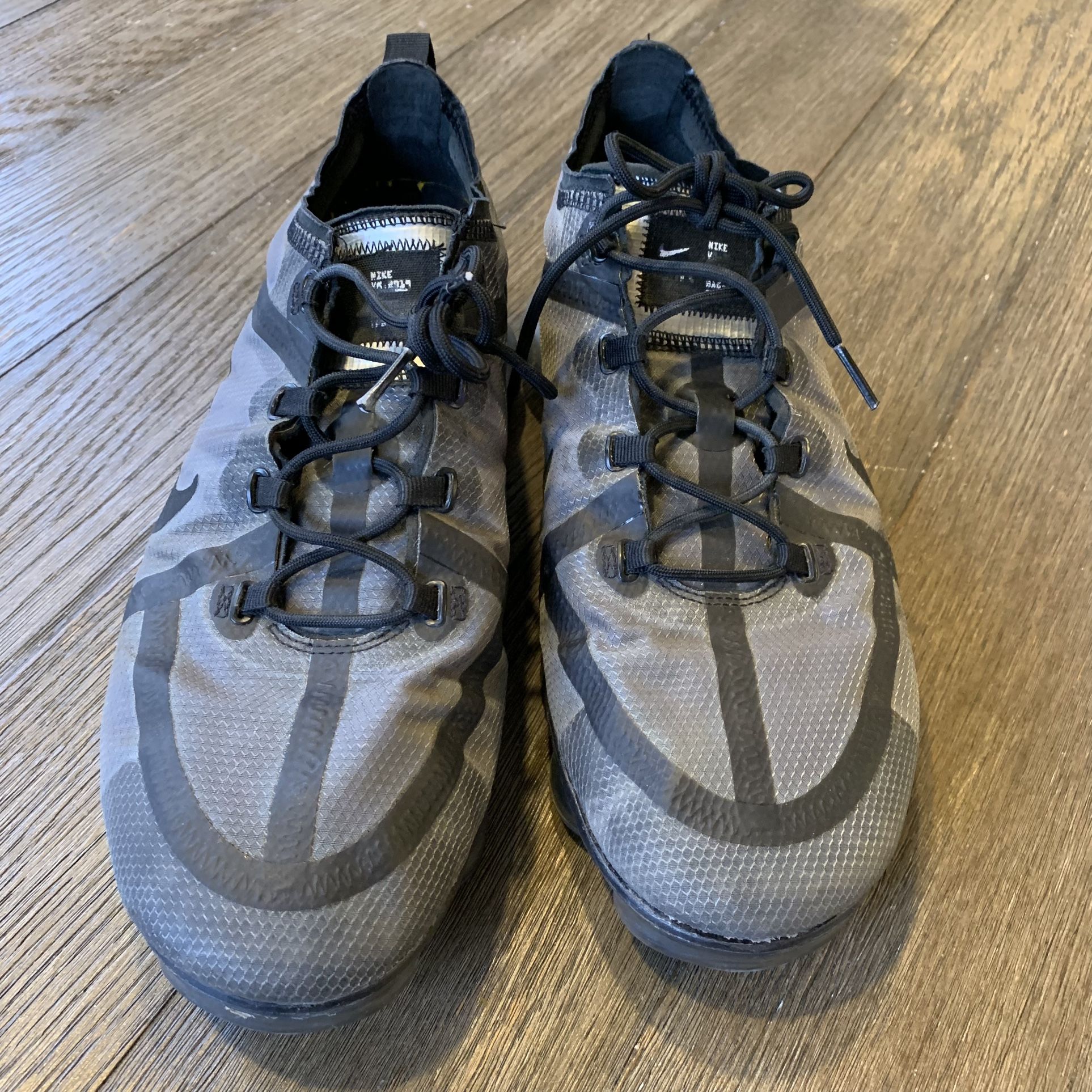 Nike Air VaporMax 2018 Ghost Black Size 11 AR6631 004