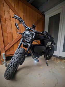 E-Bike Lyric GraffitiX