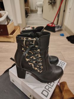 Leather high hill boots