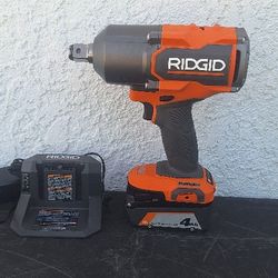 Impact Wrench Ridgid With Battery And Charger 