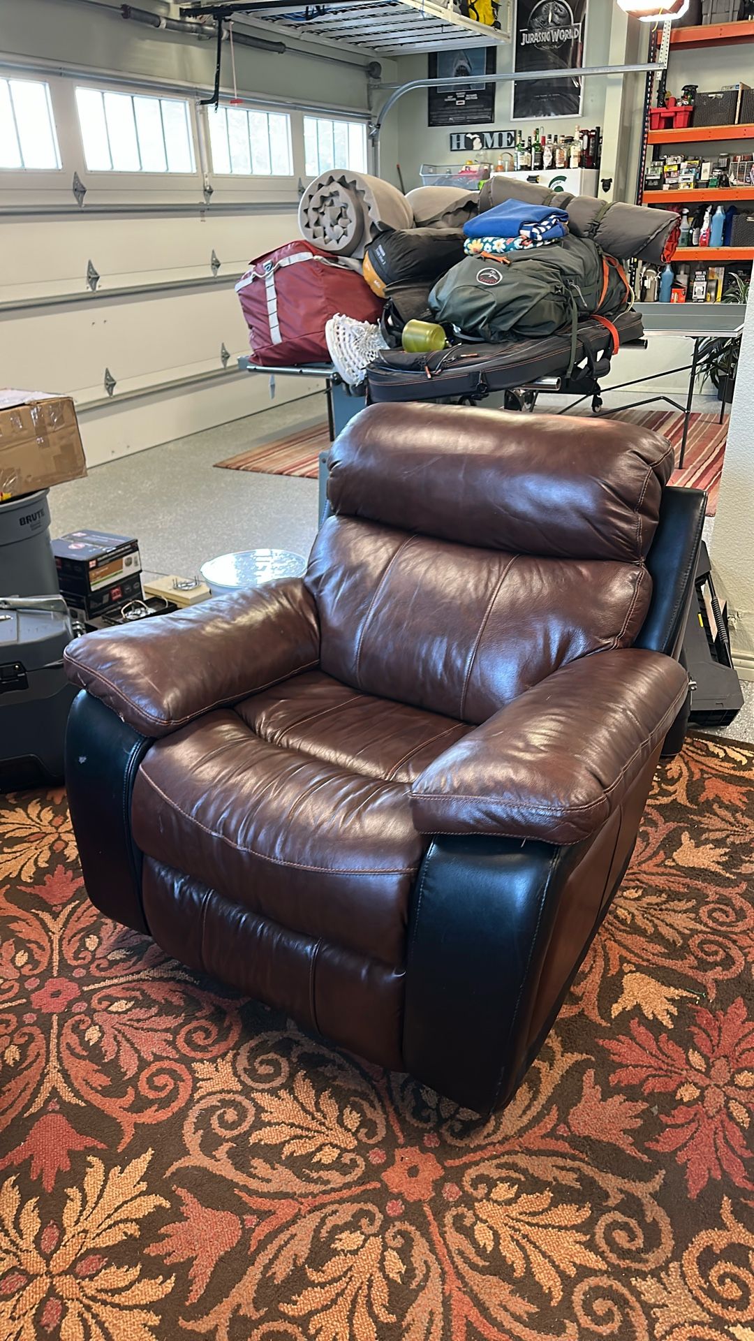 Leather Recliner Chair!
