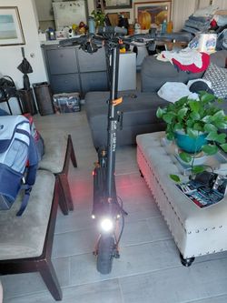 Electric scooter