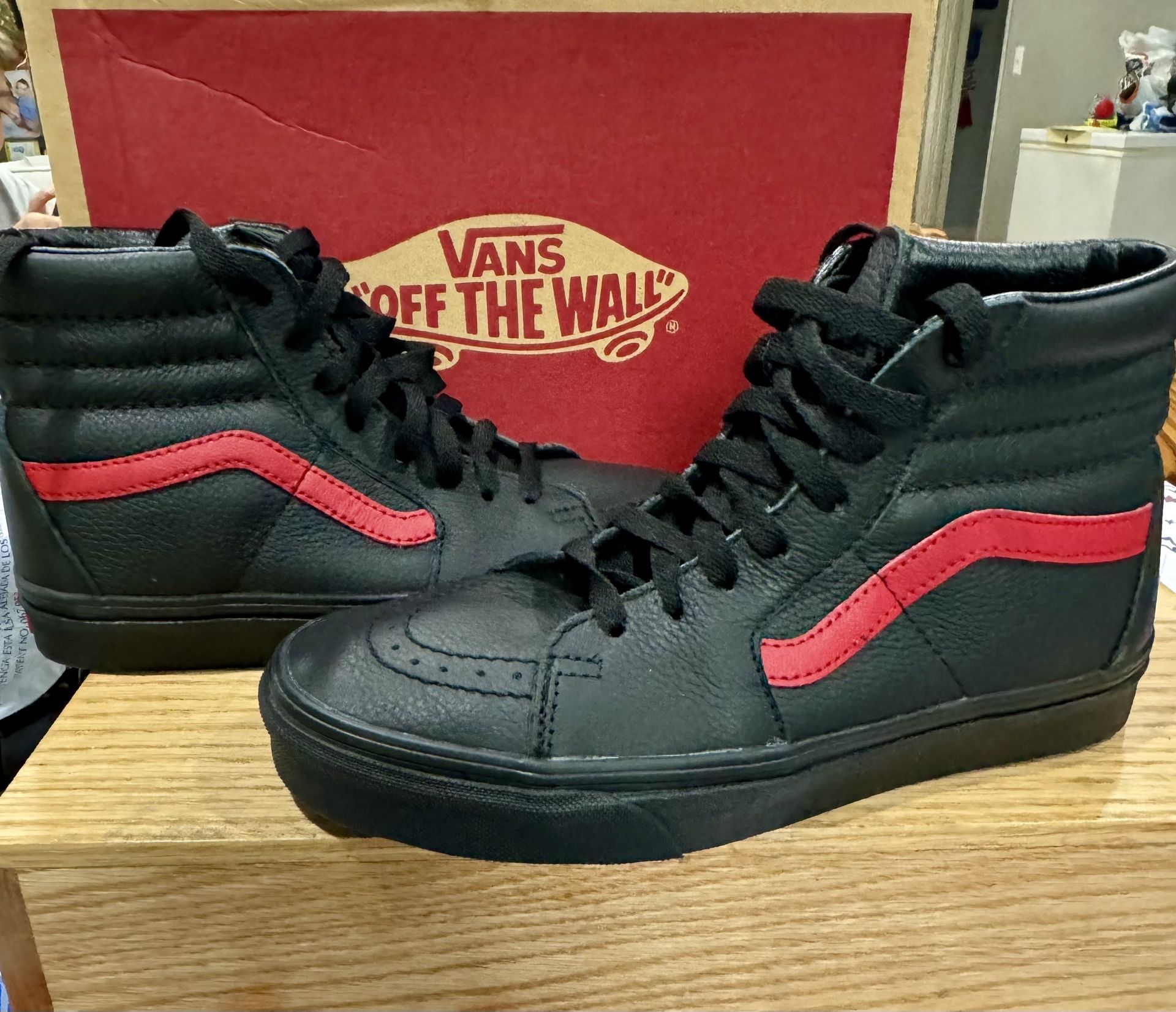 Vans Hi-sk8 Chillipeppers Sz 6.5