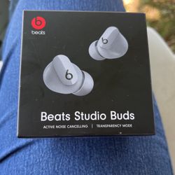 Beats Studio Buds