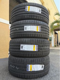 Set Goodyear 285 45 R22